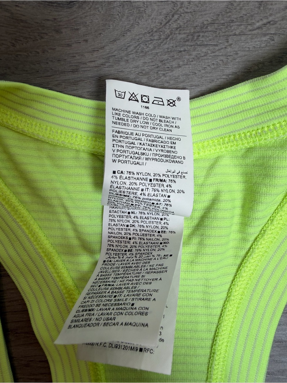 Athleta Neon Lime Momentum Seamless Tank Top Striped Size Medium - Picture 5 of 5